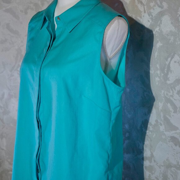 TravelSmith Women's Size L Turquoise Sleeveless Button-Up Blouse Travel Top - Picture 4 of 5